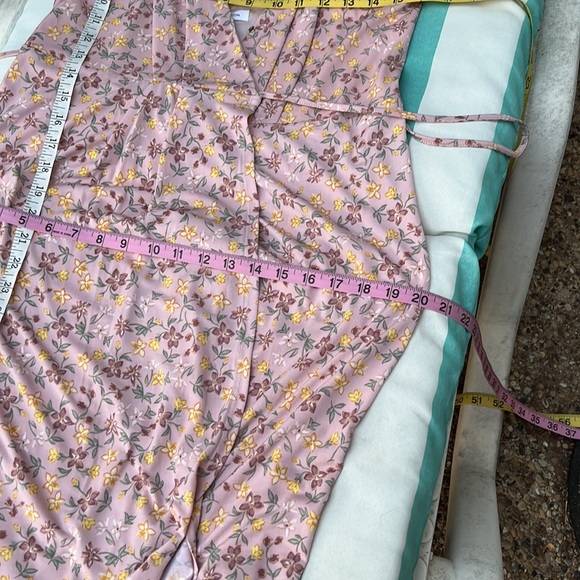 BCBG Generation Floral Wrap Pleated Dress Rose Smoke Size XS - Picture 10 of 11